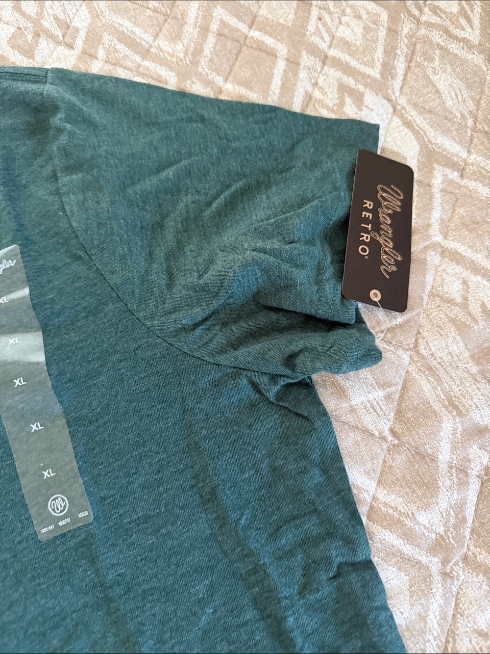 Wrangler Forest Green Graphic Crew Tee - Picture 3 of 3